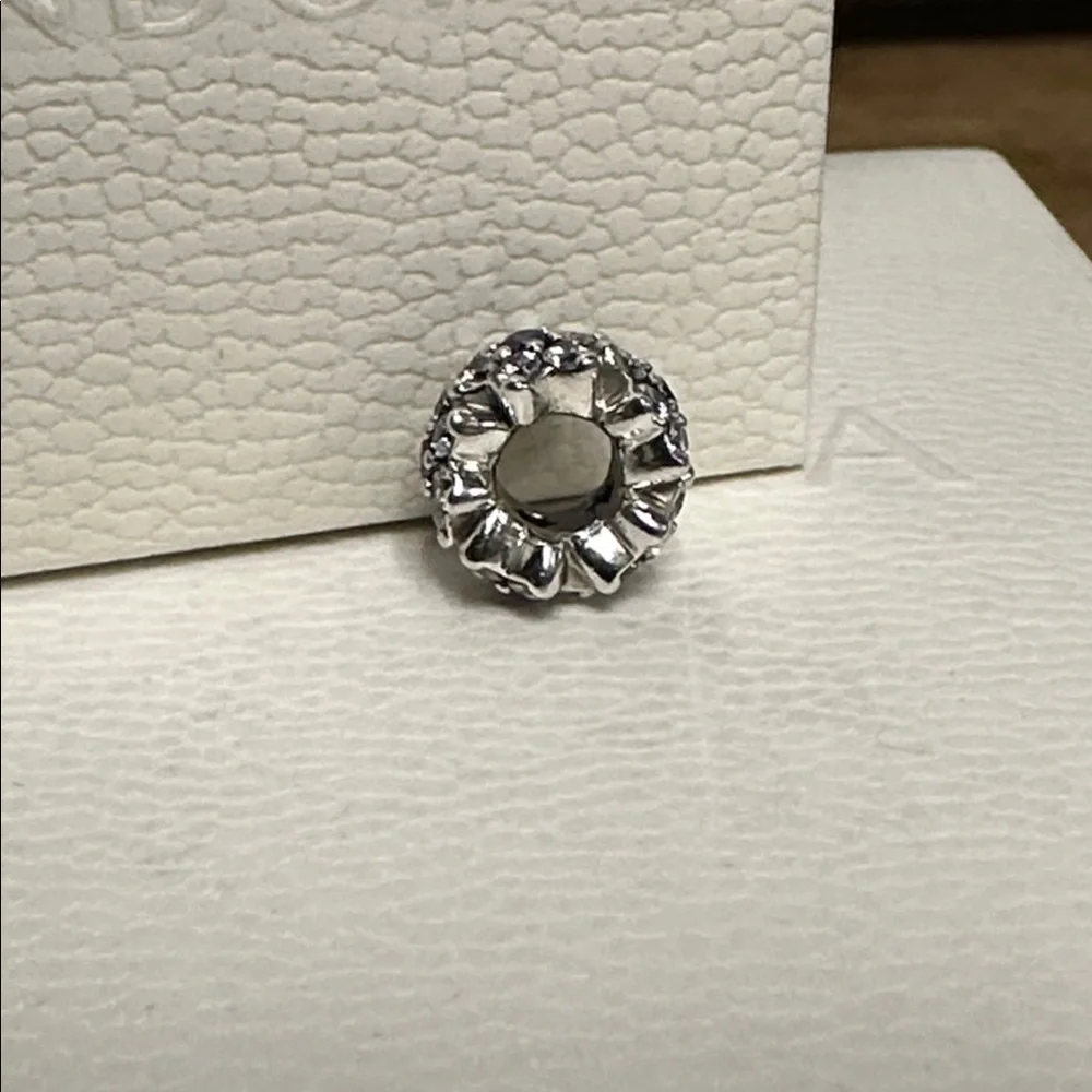 Pandora great shape forget me not floral purple clear crystal stamp spacer charm - Picture 3 of 4